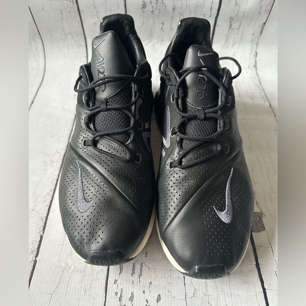 NIKE AIR MAX 270 PREMIUM
BLACK LEATHER and CARBON-SAIL MENS
SZ 11